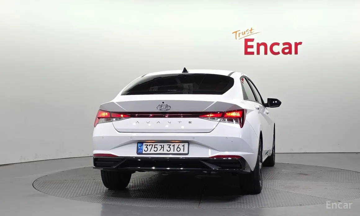 Фото 4 - Hyundai Avante