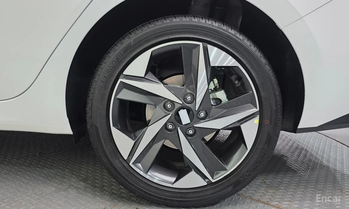 Фото 5 - Hyundai Avante