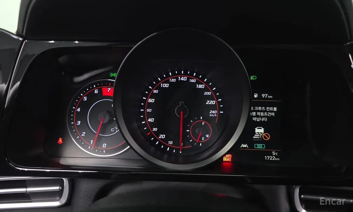 Фото 8 - Hyundai Avante