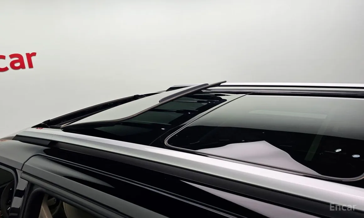 Kia Carnival 2023 7-Seater Signature