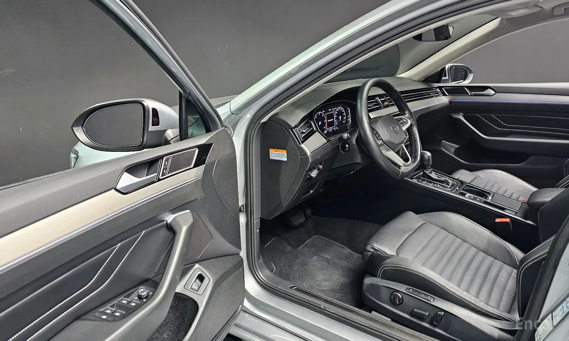 Фото 12 - Volkswagen Passat