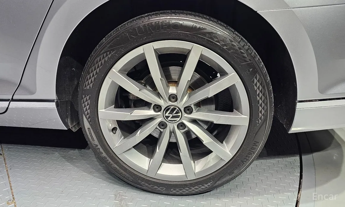 Фото 5 - Volkswagen Passat