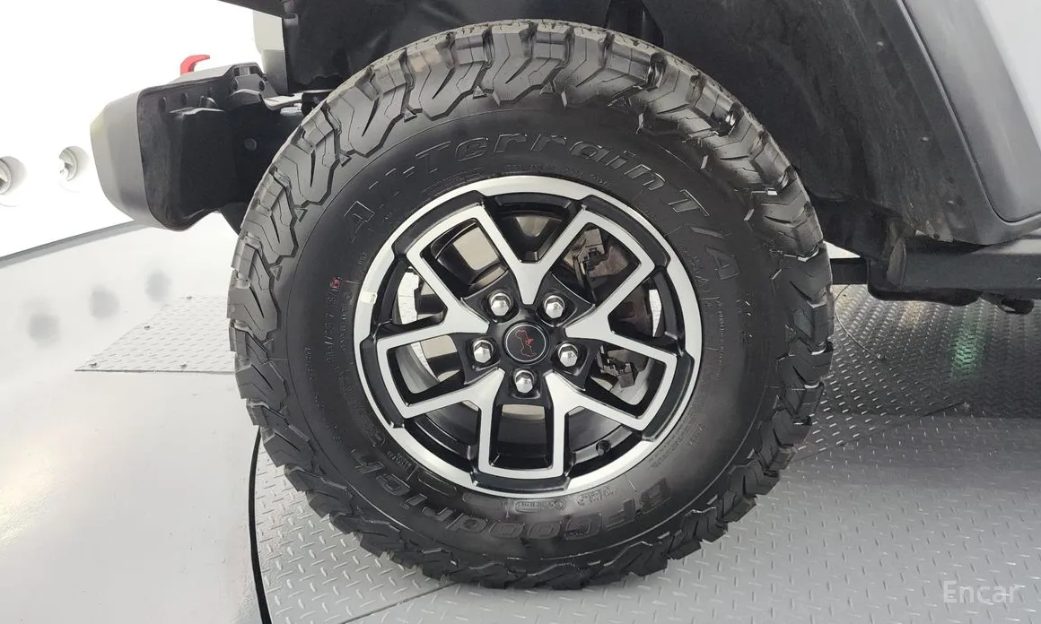 Фото 5 - Jeep Wrangler