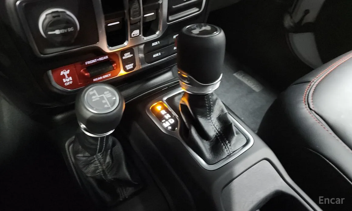 Фото 9 - Jeep Wrangler