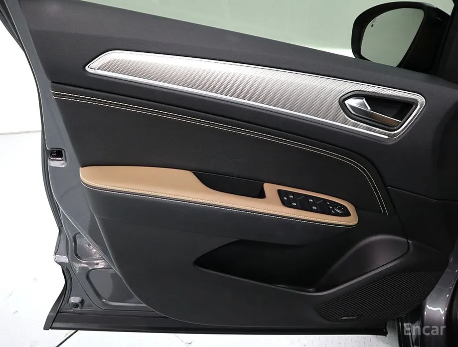 Фото 19 - Renault Arkana