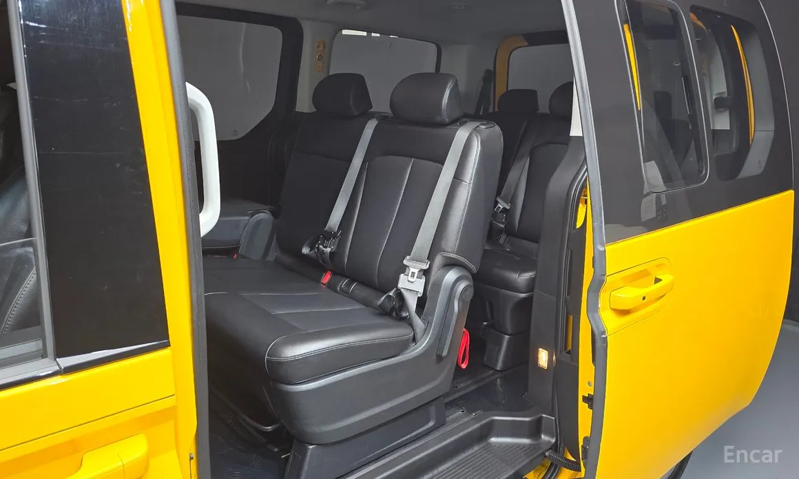 Фото 11 - Hyundai Staria