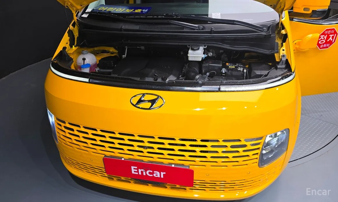 Фото 6 - Hyundai Staria