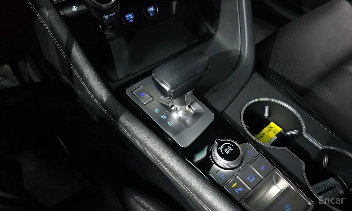 Photo 9 - Genesis G70