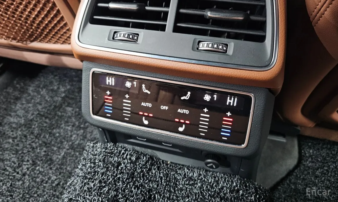 Фото 18 - Audi A6