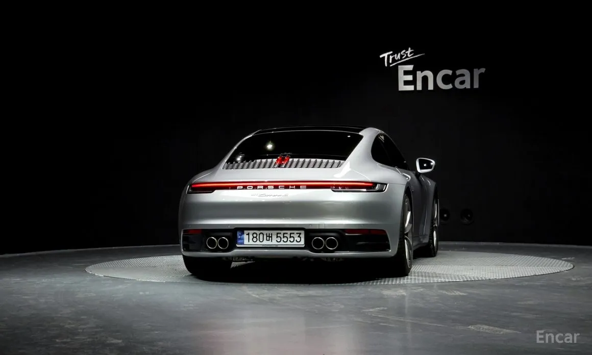 Фото 4 - Porsche 911