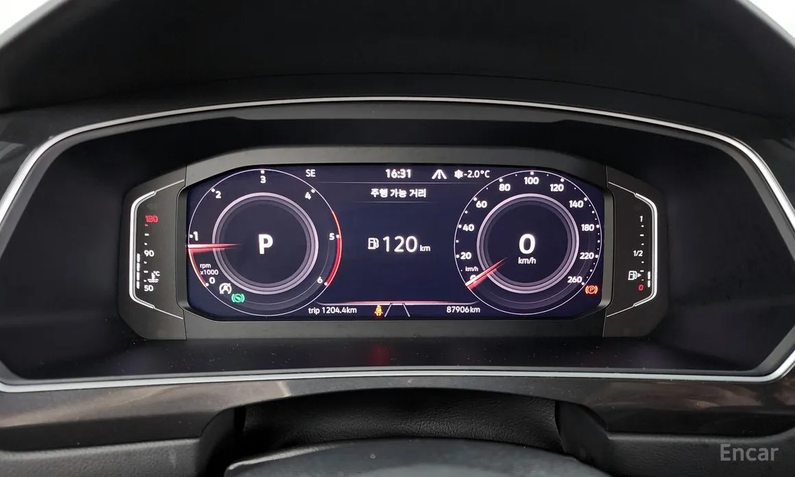 Фото 8 - Volkswagen Tiguan