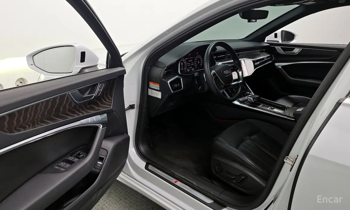 Фото 10 - Audi A6