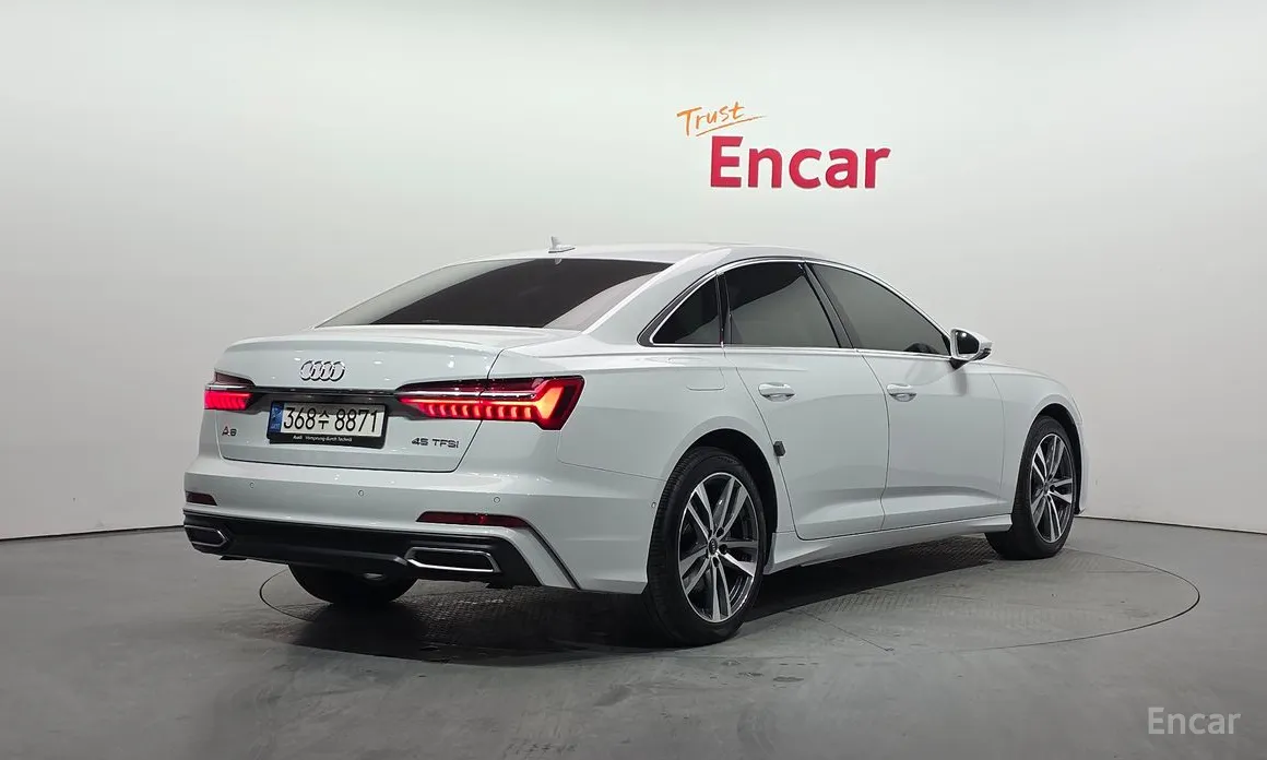 Фото 2 - Audi A6