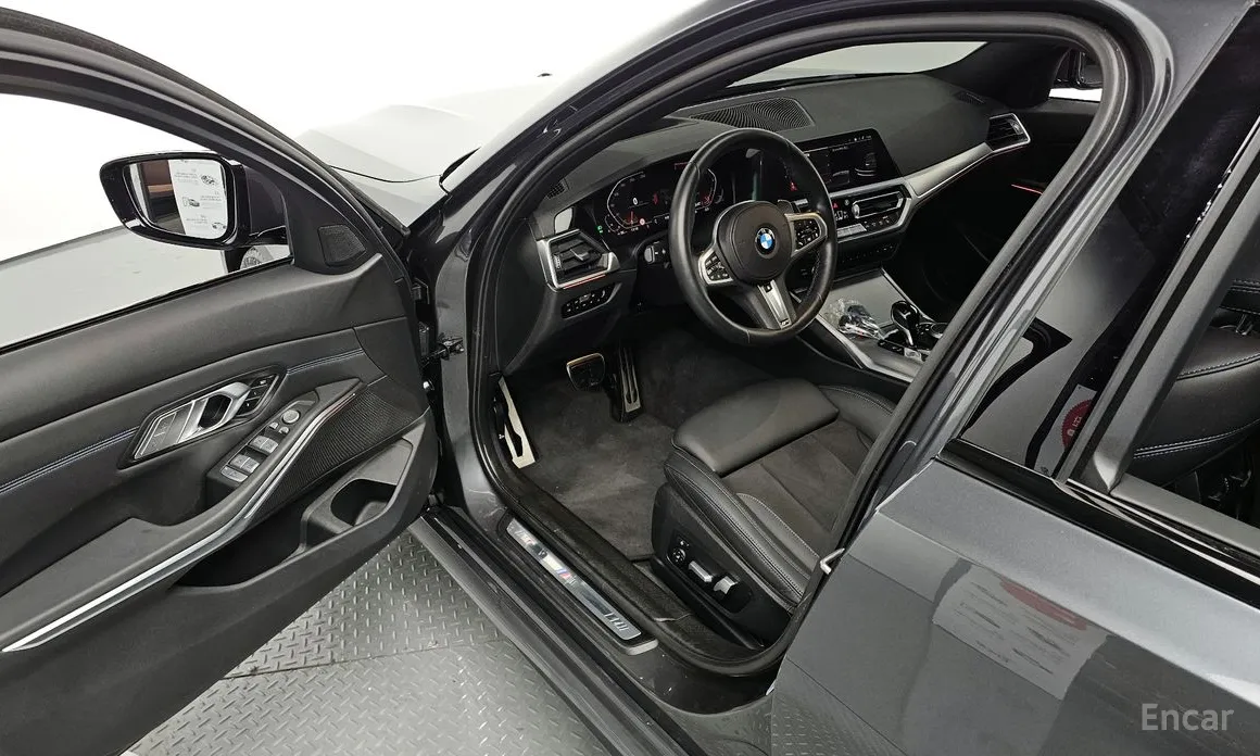 Фото 11 - BMW 3 Series