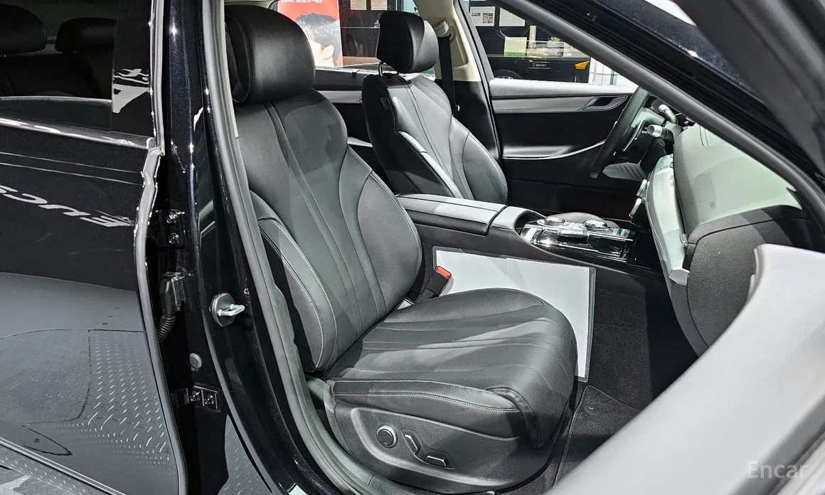 Фото 10 - Genesis G80