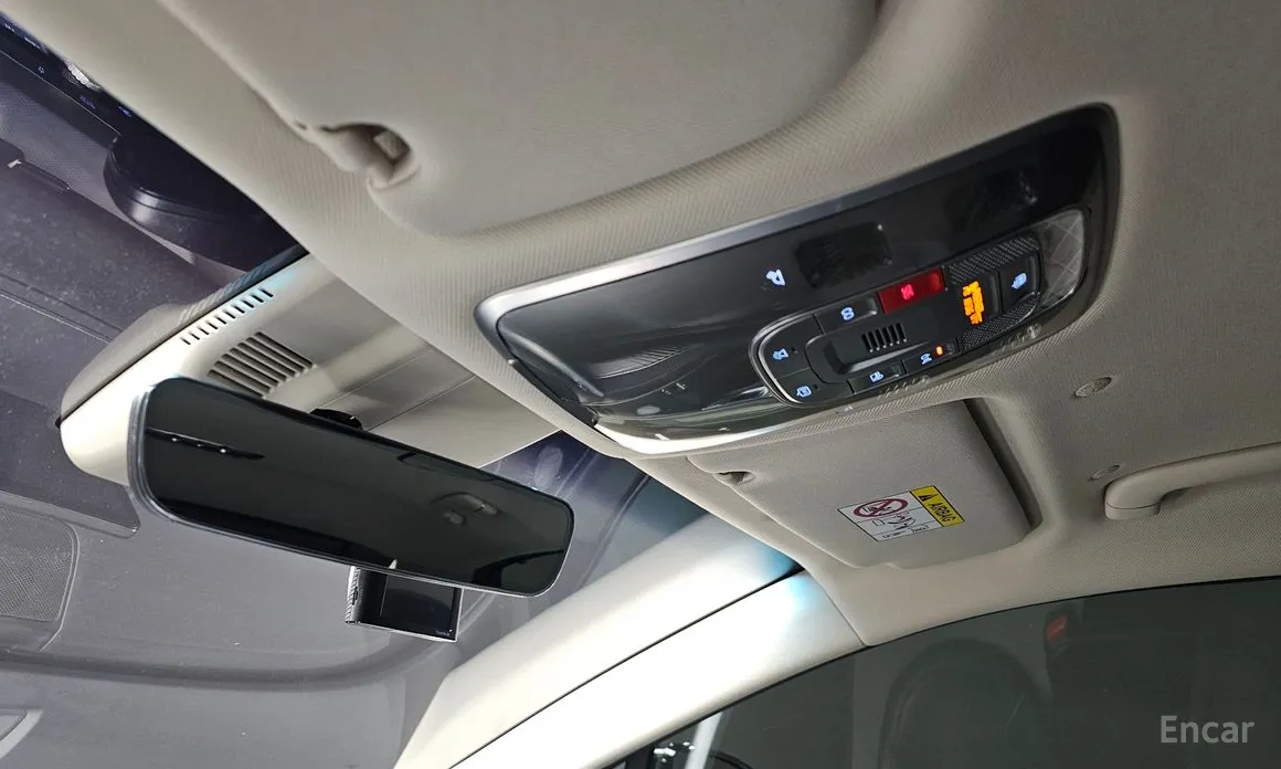 Фото 14 - Genesis G80