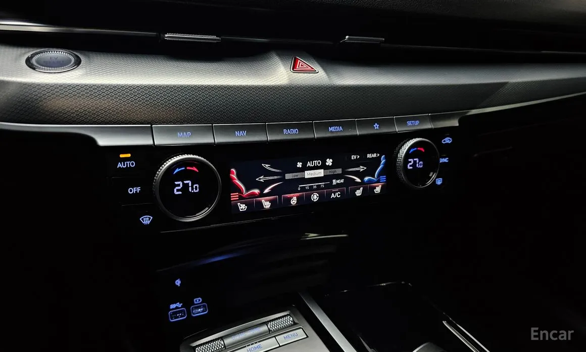 Фото 16 - Genesis G80