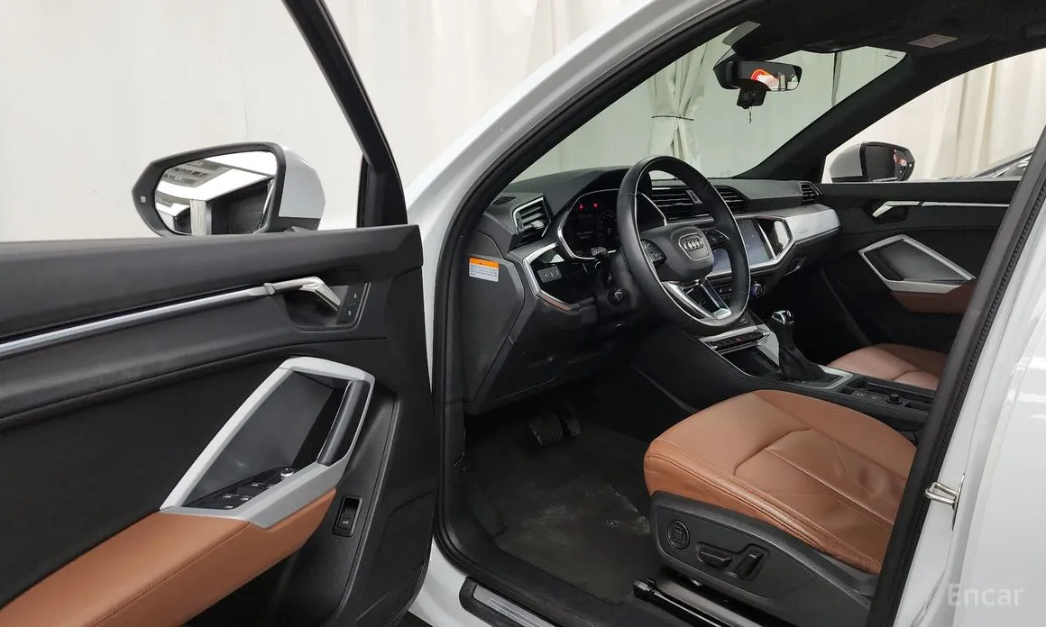 Фото 10 - Audi Q3