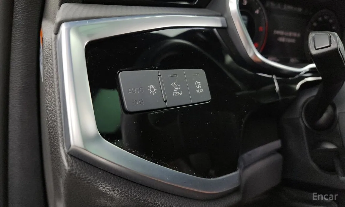 Фото 16 - Audi Q3