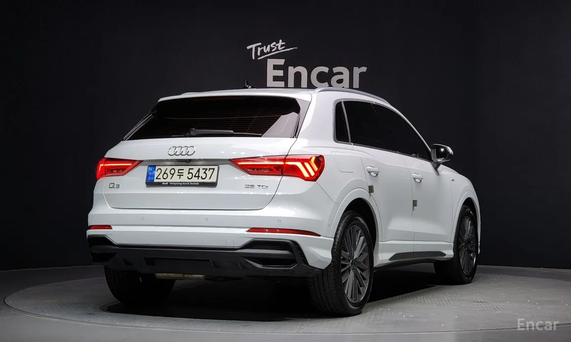 Фото 2 - Audi Q3