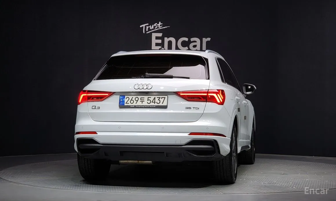 Фото 4 - Audi Q3