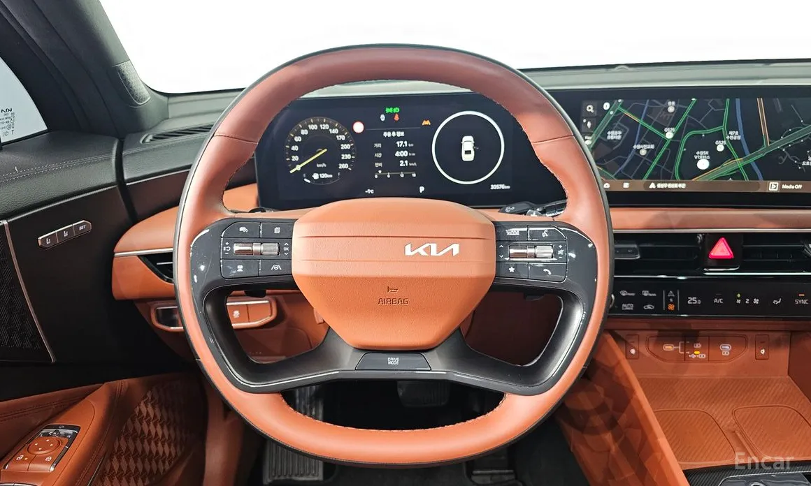 Фото 13 - Kia K8