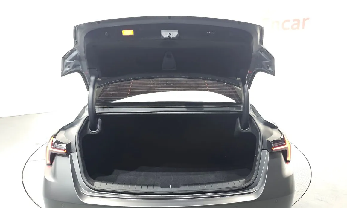 Фото 20 - Kia K8