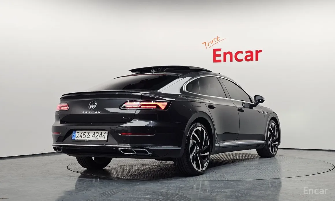 Фото 2 - Volkswagen Arteon