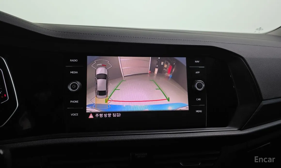 Фото 15 - Volkswagen Jetta