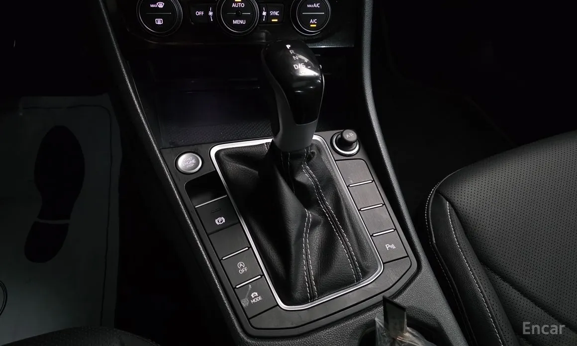 Фото 9 - Volkswagen Jetta