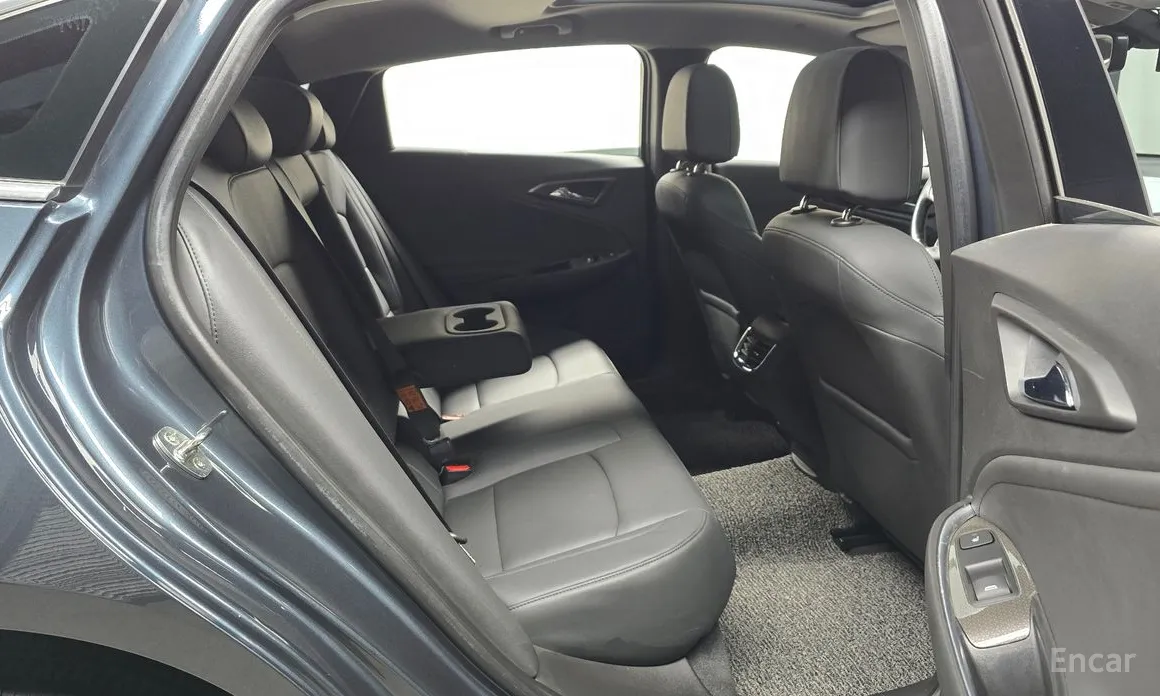 Фото 12 - Chevrolet Malibu