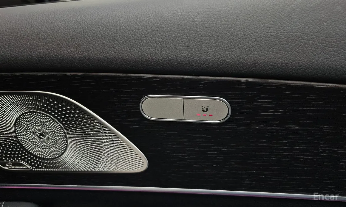 Фото 18 - Mercedes-Benz GLE-Class