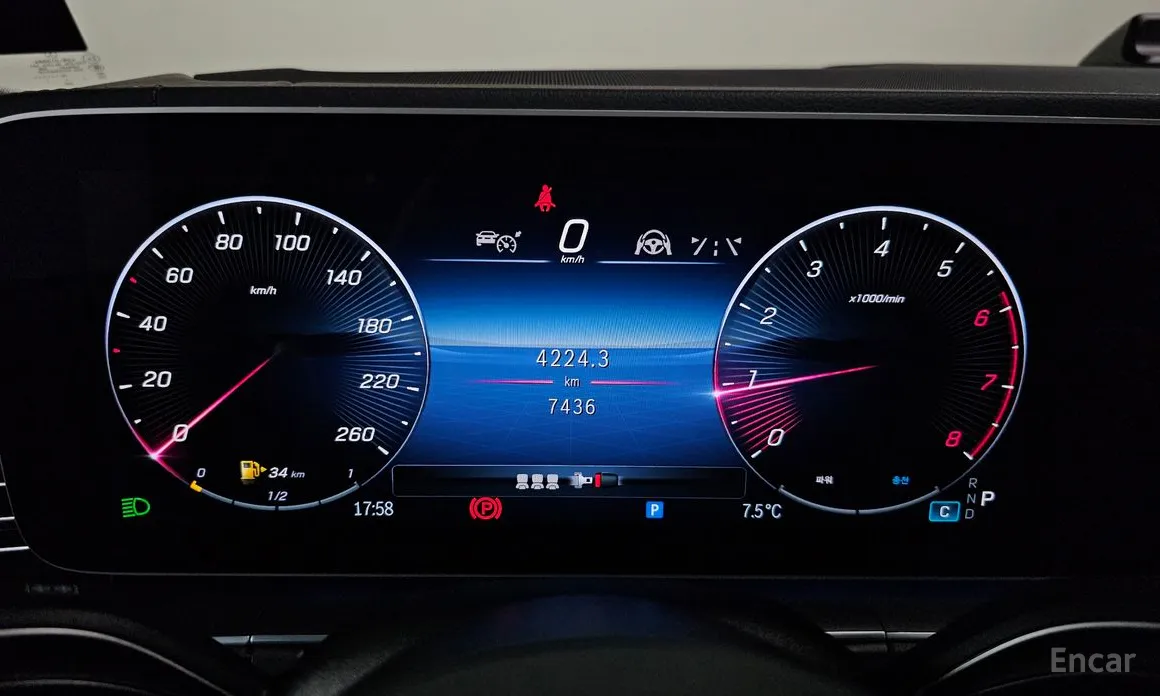 Фото 8 - Mercedes-Benz GLE-Class