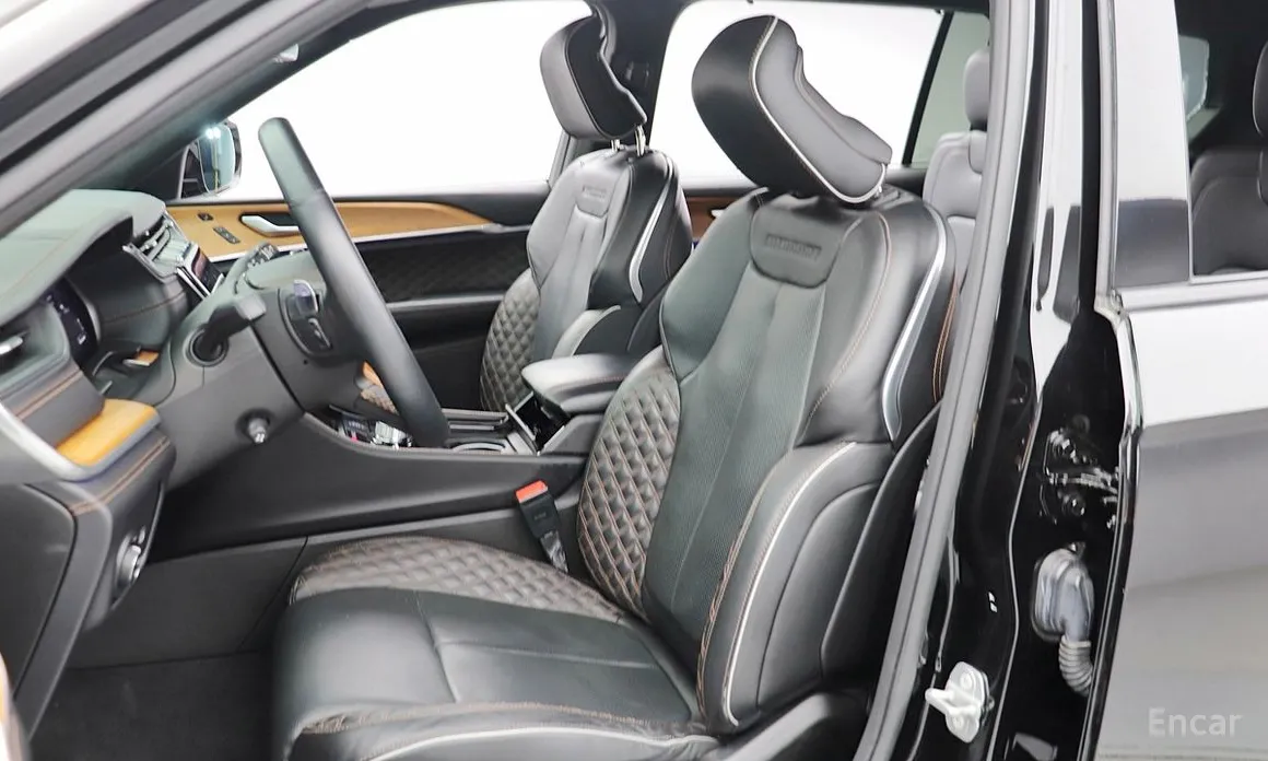 Фото 12 - Jeep Cherokee