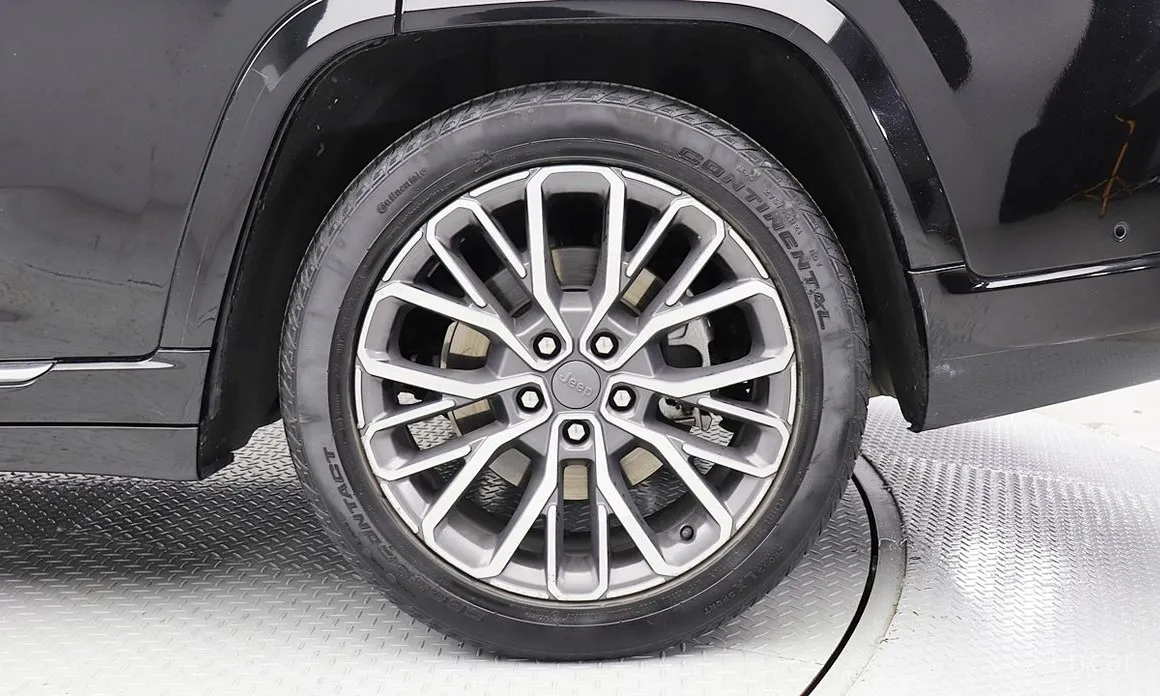 Фото 6 - Jeep Cherokee