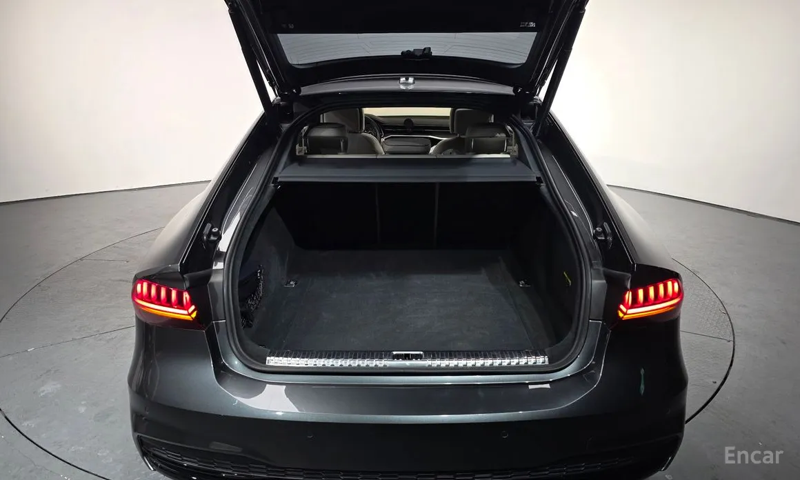 Фото 20 - Audi A7