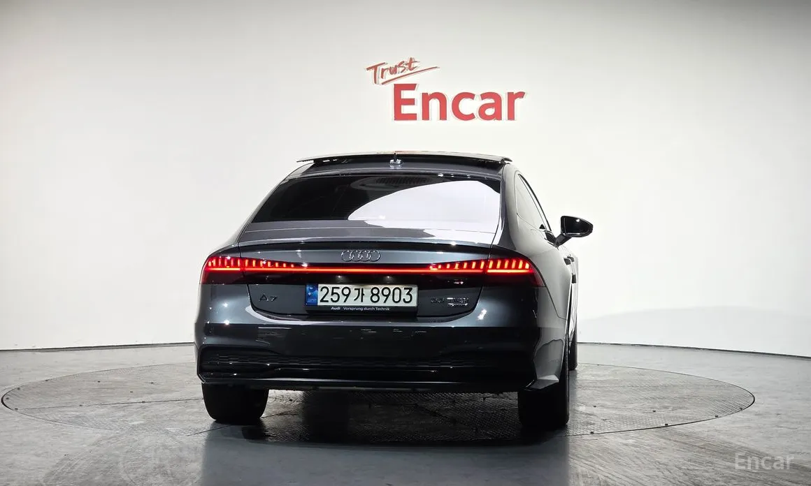 Фото 4 - Audi A7