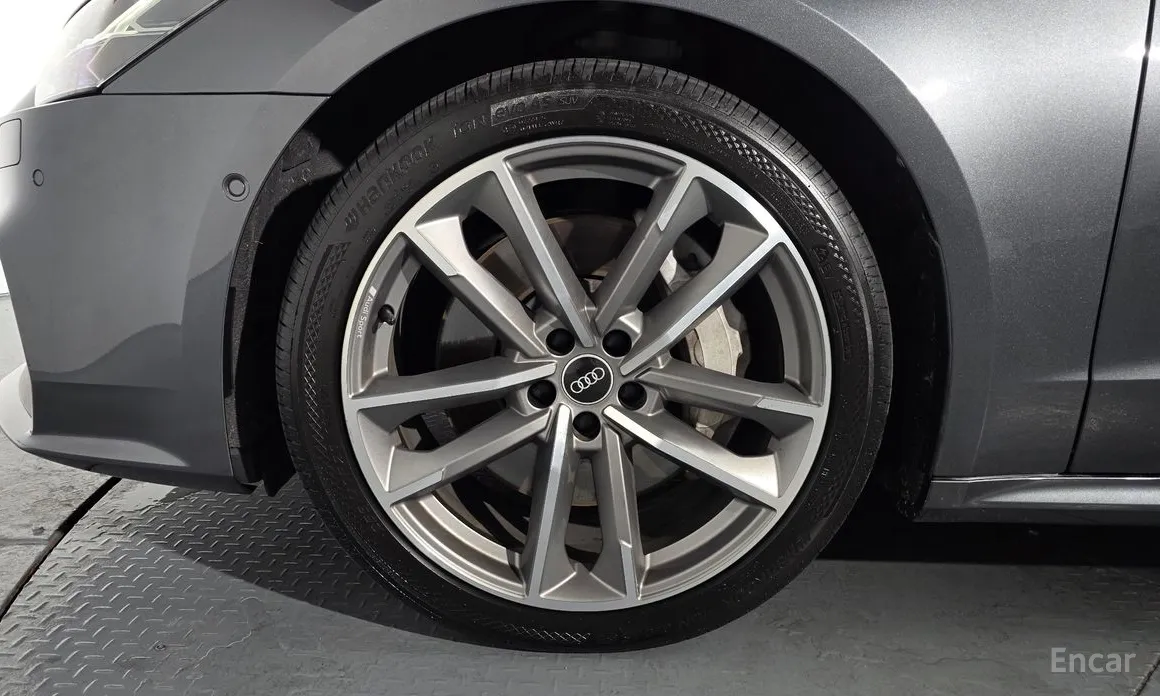 Фото 5 - Audi A7