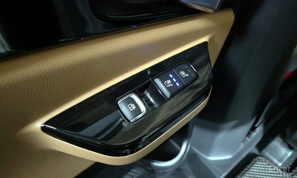 Фото 19 - Kia Carnival