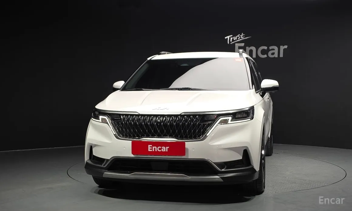 Фото 3 - Kia Carnival