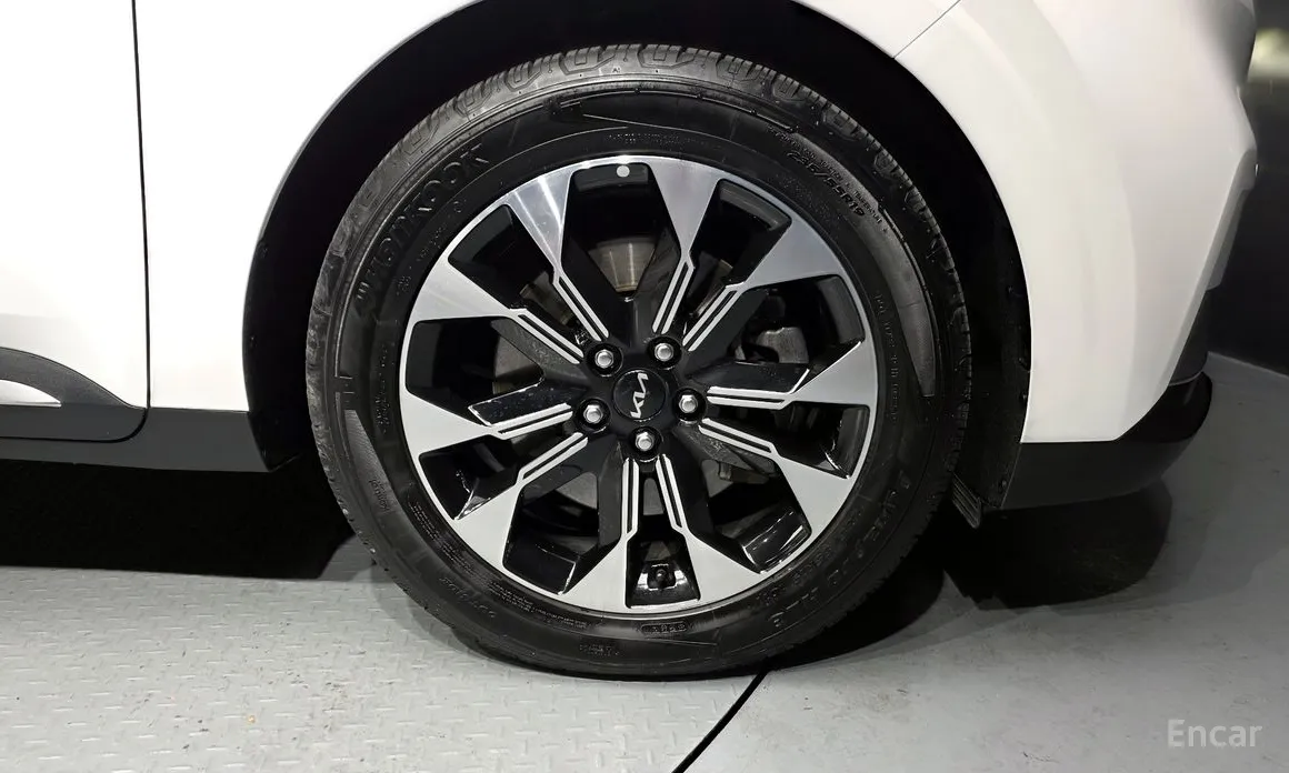 Фото 5 - Kia Carnival