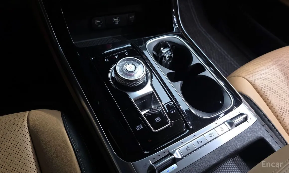 Фото 9 - Kia Carnival