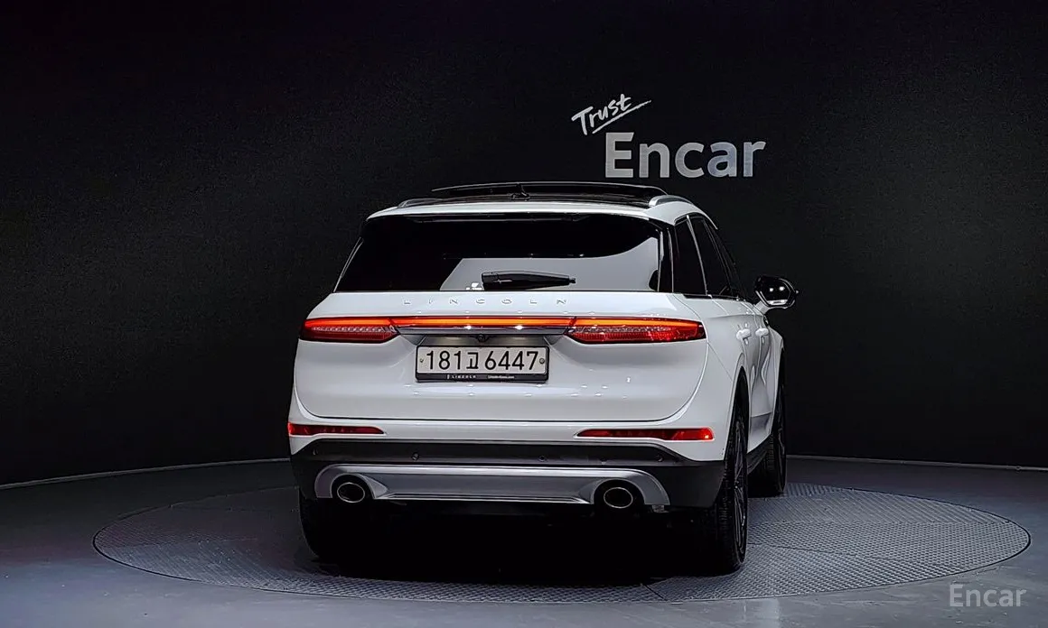 Фото 4 - Lincoln Corsair