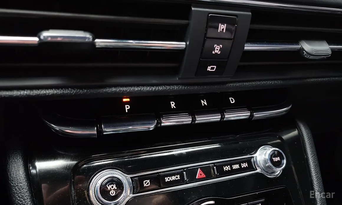 Фото 9 - Lincoln Corsair