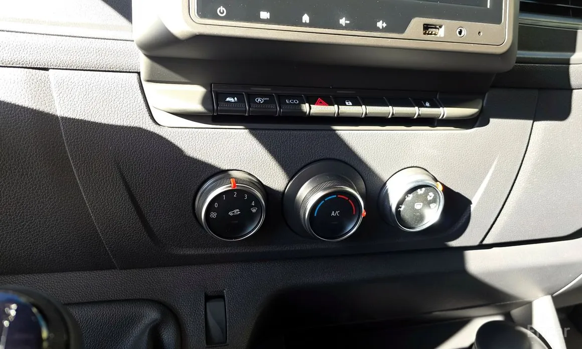 Фото 16 - Renault Master