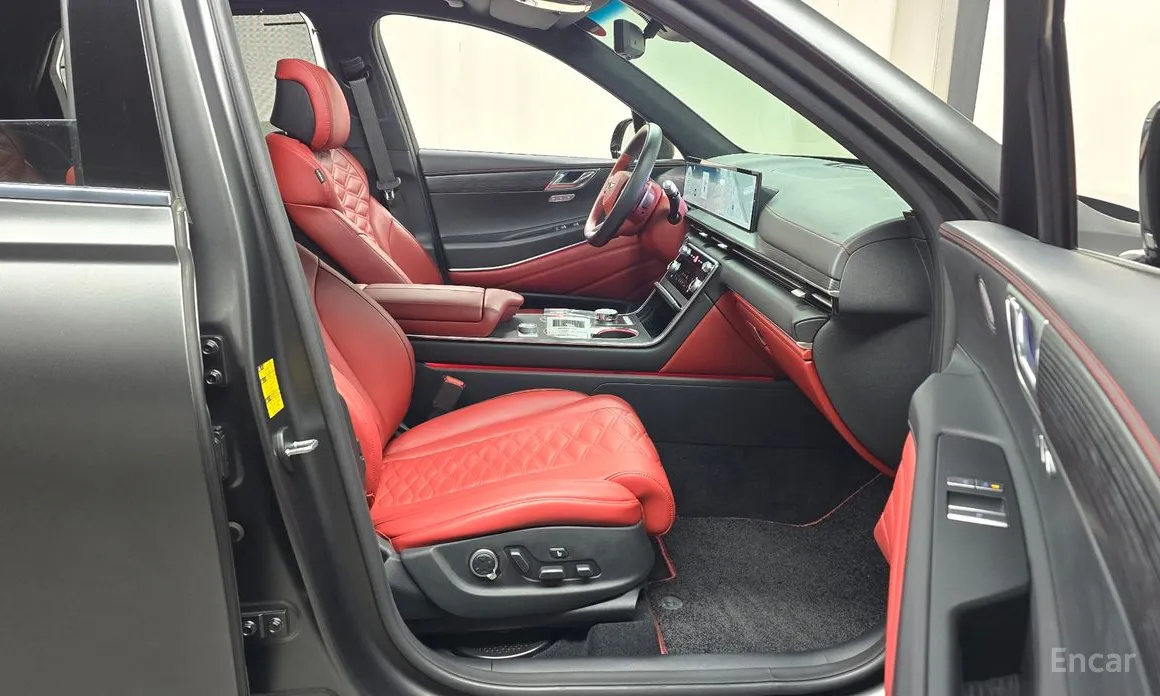 Фото 11 - Genesis GV80