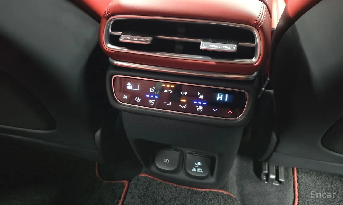 Фото 19 - Genesis GV80