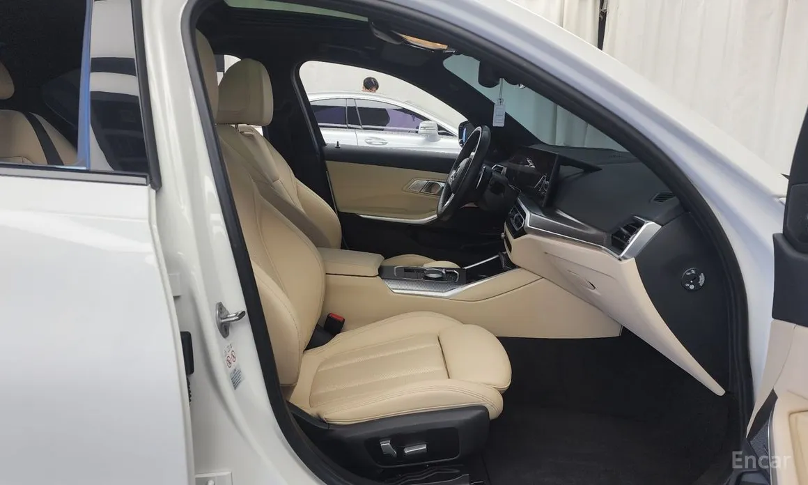 Фото 17 - BMW 3 Series