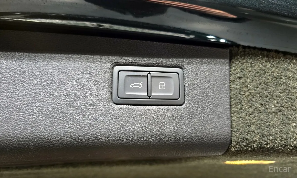 Фото 18 - Bentley Bentayga