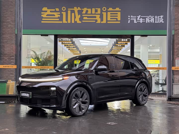 Фото 1 - LiXiang L7